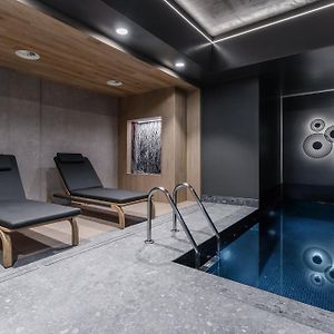 Apartament w narożnej części budynku